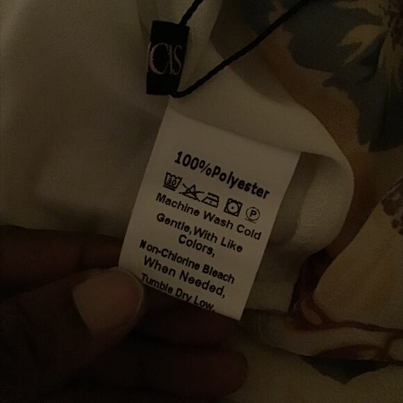 Micas Women floral Dress Sz. Med (Runs Small) NWT Side Split Tie Shoulde… - Picture 9 of 9